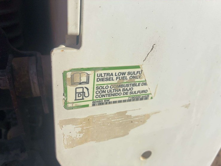 2019-bobcat-s570-image-22