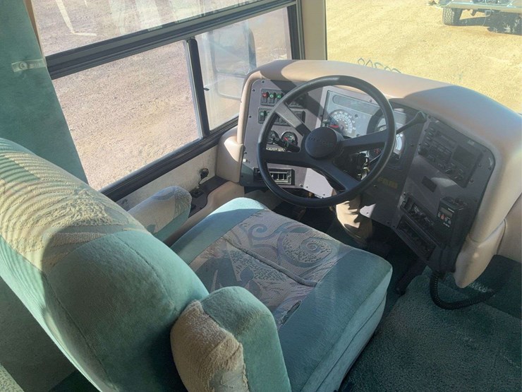 1997-chevrolet-p30-image-82