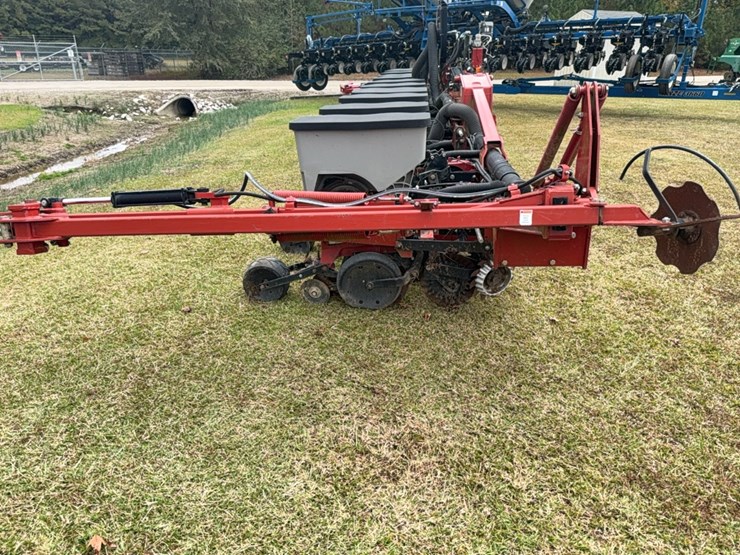 case-ih-1230-image-2