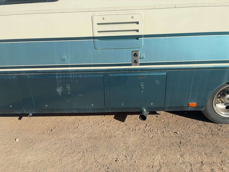 1997-chevrolet-p30-image-7