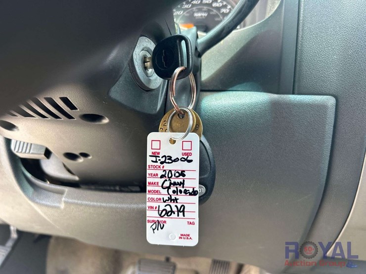 2005-chevrolet-colorado-image-21