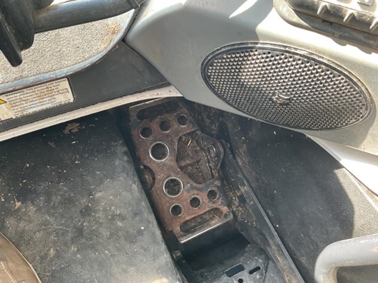 2019-bobcat-s740-image-20