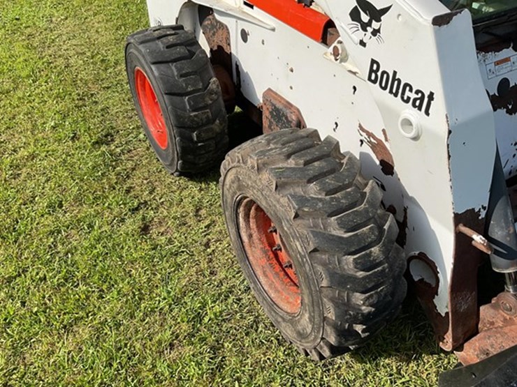 2003-bobcat-s300-image-14