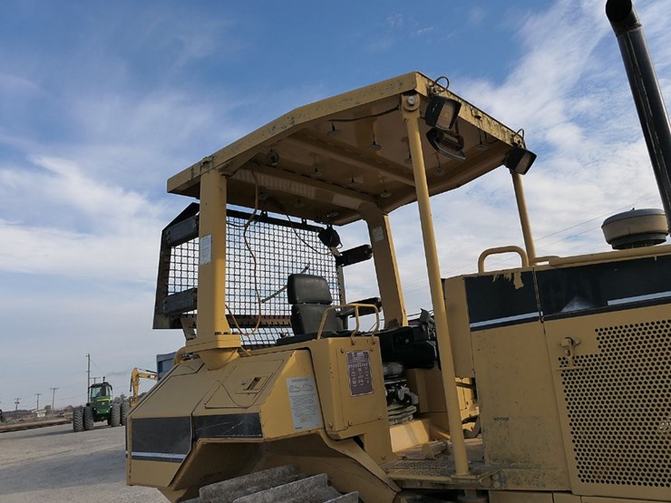 caterpillar-d5m-image-24
