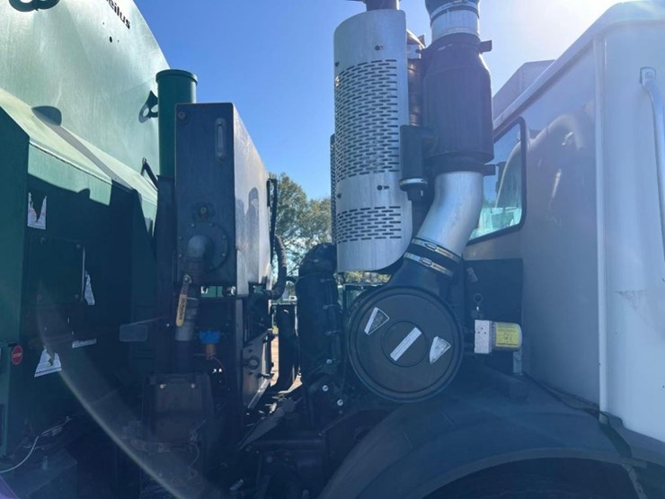 2014-mack-leu613-image-29