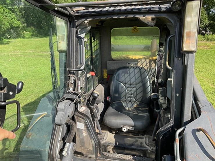 2007-new-holland-l185-image-19