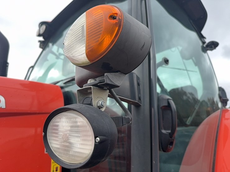 kubota-m7-172-premium-image-106