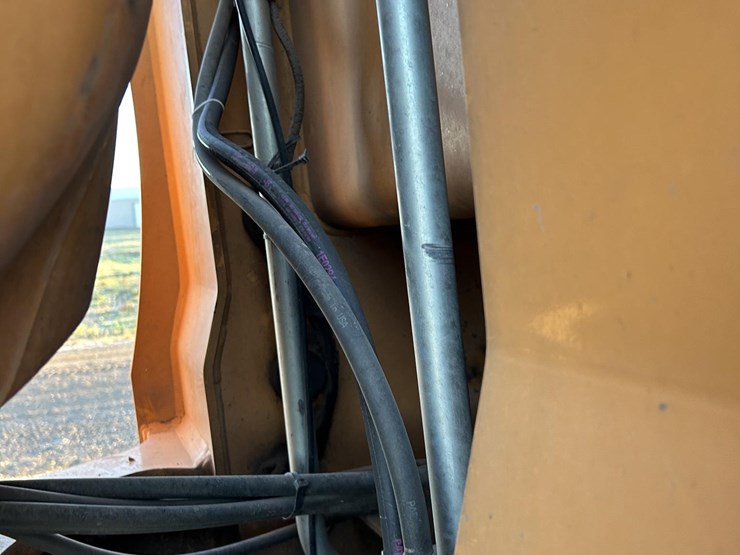 2014-case-721f-xr-image-51