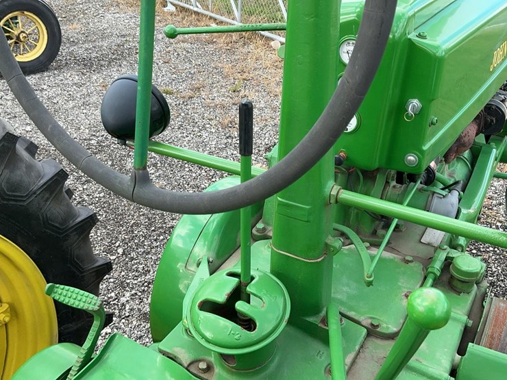 1940-john-deere-model-a-image-24