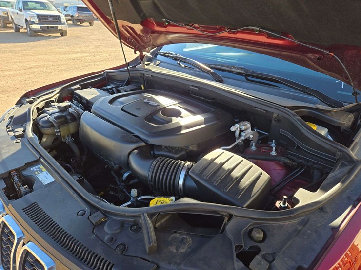 2017-jeep-grand-cherokee-laredo-image-19