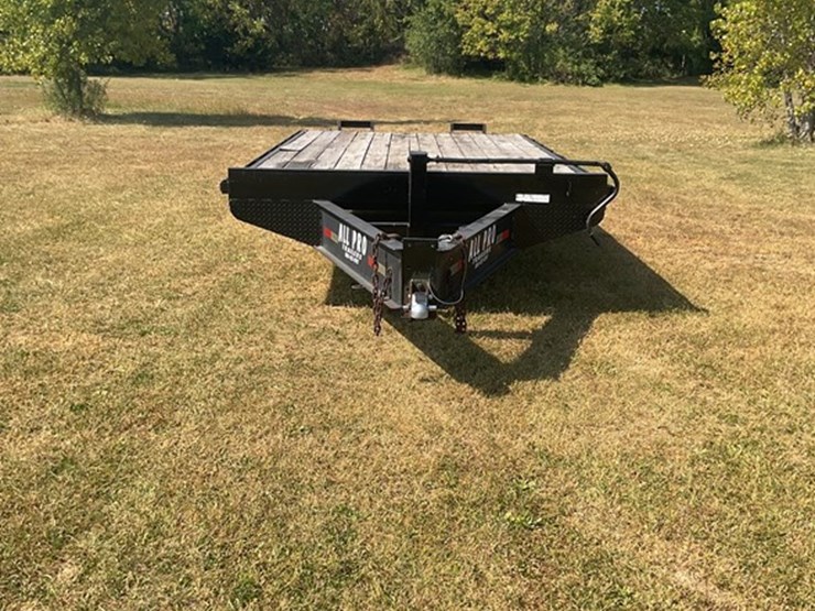 #70-•-2005-imperial-trailer-image-8