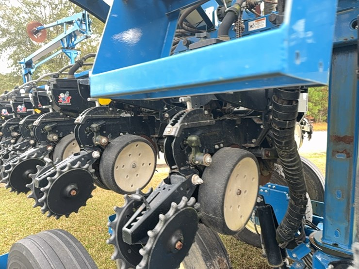 kinze-3660-image-26