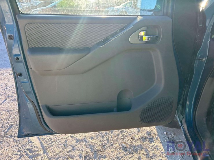 2005-nissan-frontier-image-11