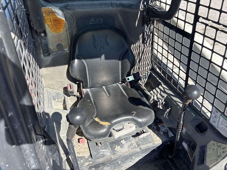 2018-bobcat-t750-image-17