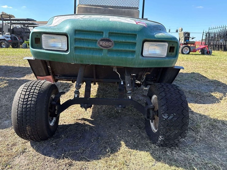 2004-e-z-go-workhorse-electric-utility-cart-image-14