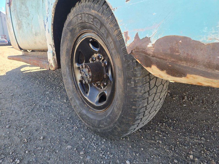 1949-chevrolet-suburban-image-6