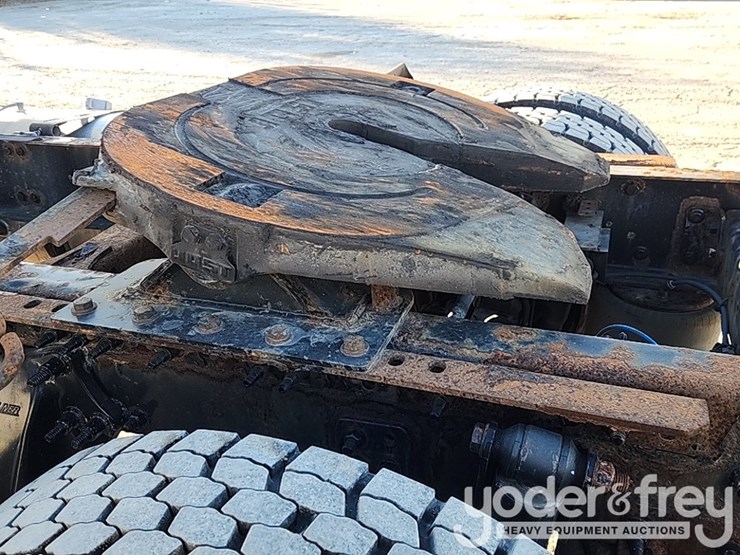 2017-freightliner-cascadia-image-27