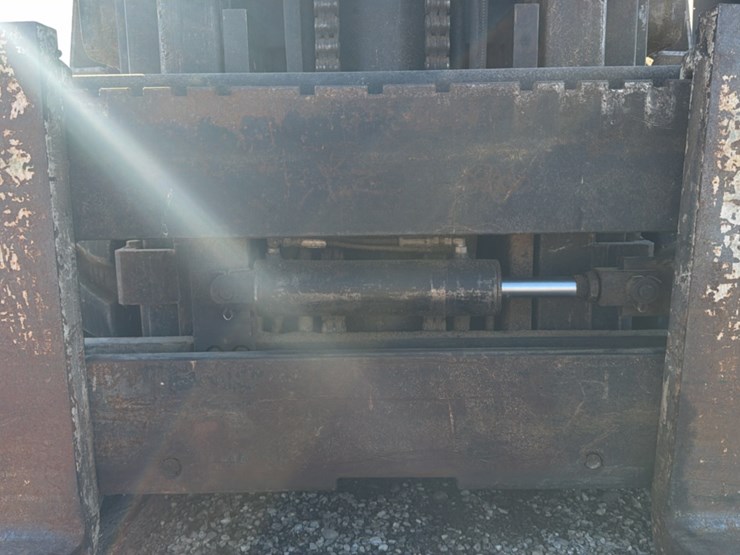 #1353-•-yale-gtc080-forklift-image-30