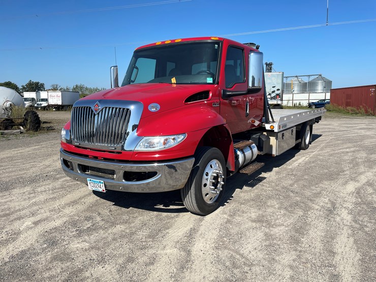 2021-international-mv607-image-1