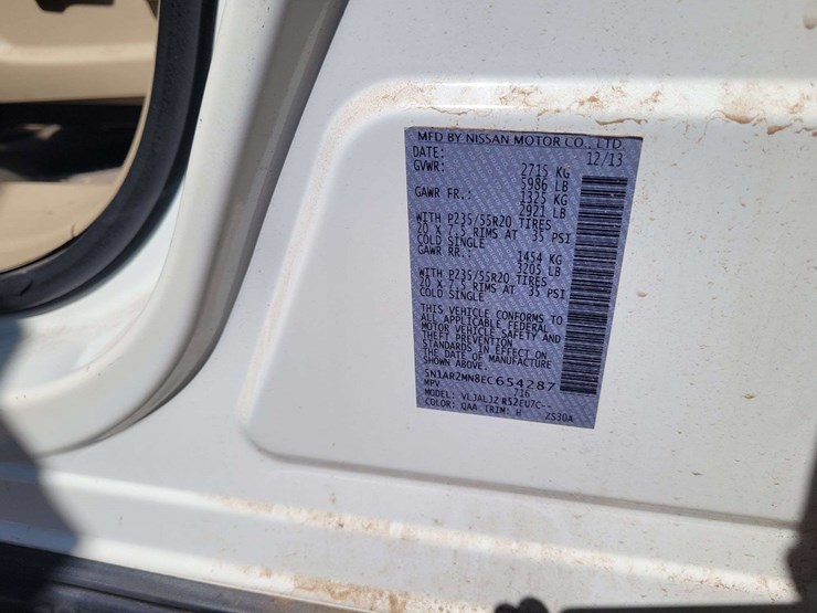 2014-nissan-pathfinder-image-18