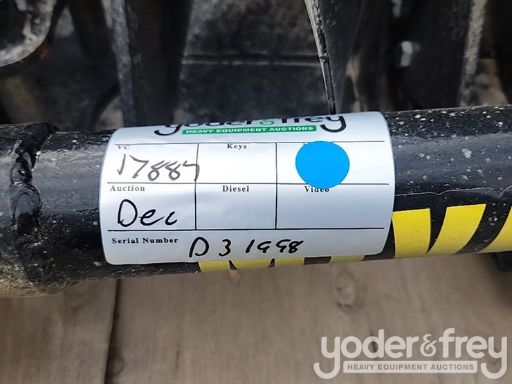 2025-caterpillar-301.8-image-11