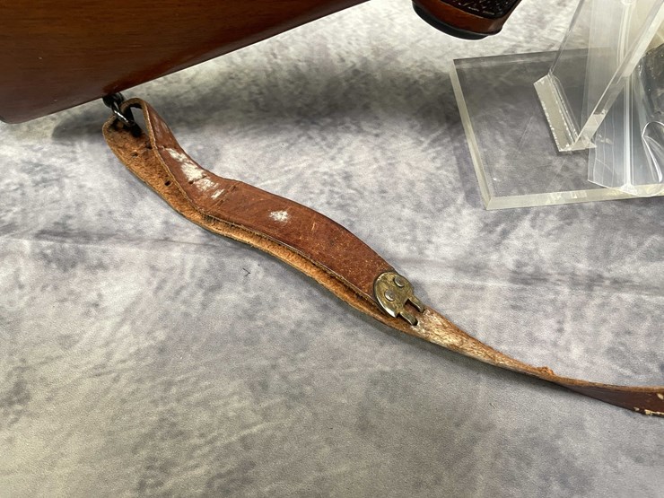 #8075-•-winchester-model-100,-.284-win-semi-auto-rifle,-sn:-63707,-(neenah,-wi)-image-30