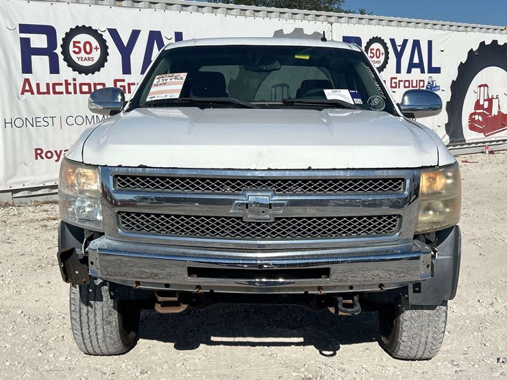 2012-chevrolet-silverado-1500-image-28