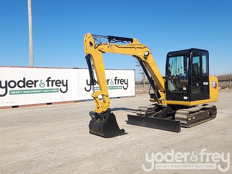 2018-caterpillar-305.5-image-7