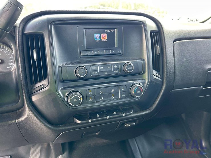 2017-chevrolet-silverado-1500-image-18