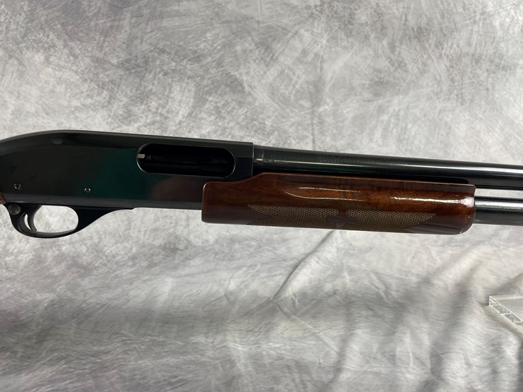#3153-•-remington-wingmaster-model-870-12ga-pump-action-shotgun-sn:-v107845v-(downing,-wi)-image-4