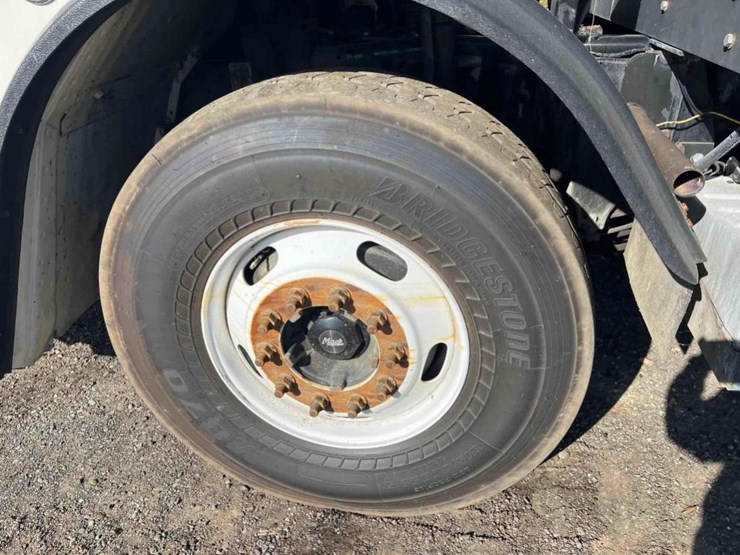 2013-mack-leu633-image-10