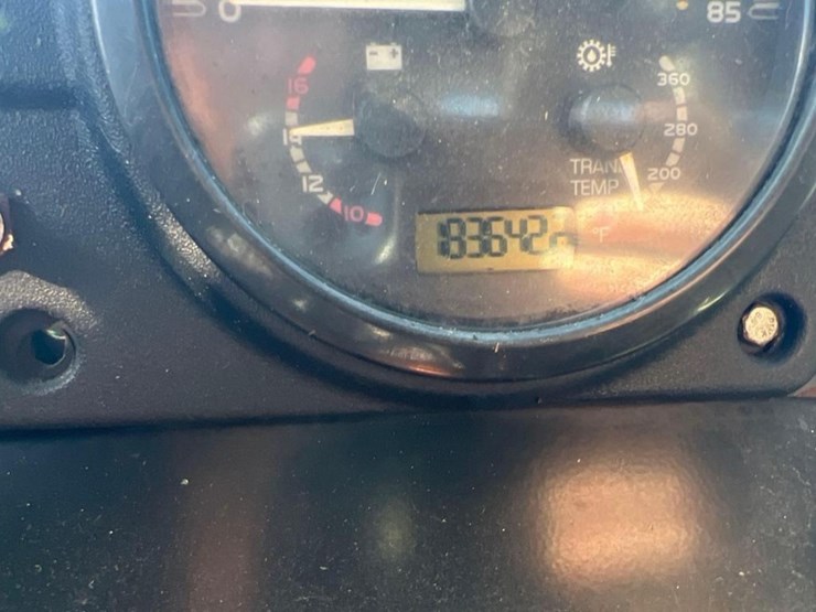 2014-mack-leu613-image-40