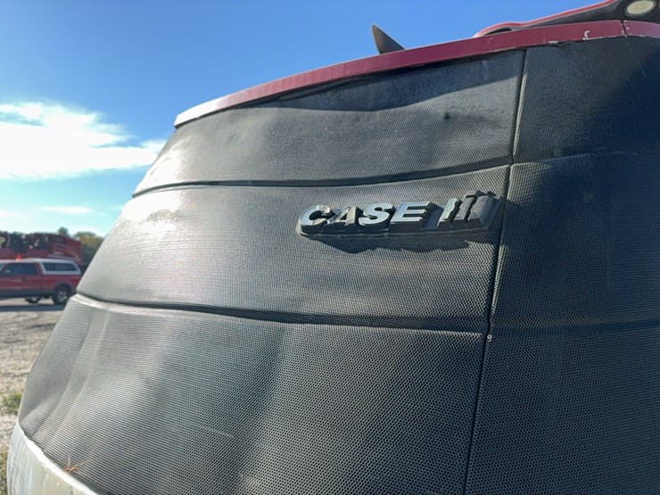 2017-case-ih-magnum-250-image-43