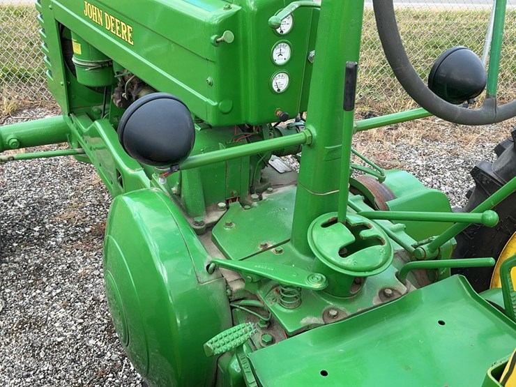 1940-john-deere-model-a-image-25