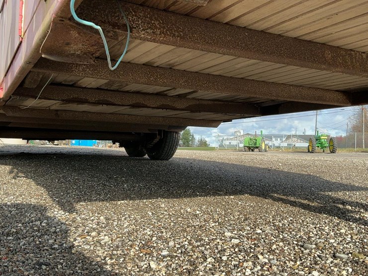 #2150-•-turnbow-gooseneck-4-horse-trailer-image-52