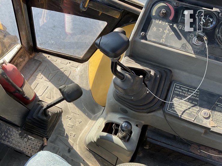 1999-caterpillar-416c-image-18