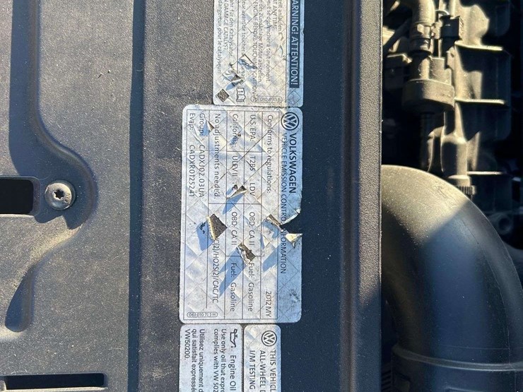 2012-volkswagen-tiguan-image-10