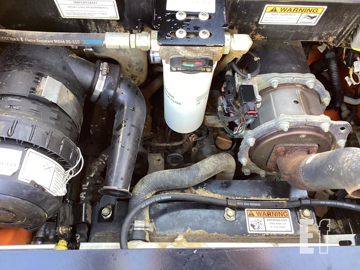 2021-gehl-rt105-image-13