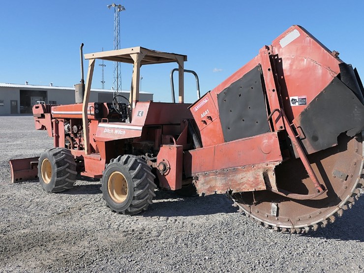 ditch-witch-6510-image-2