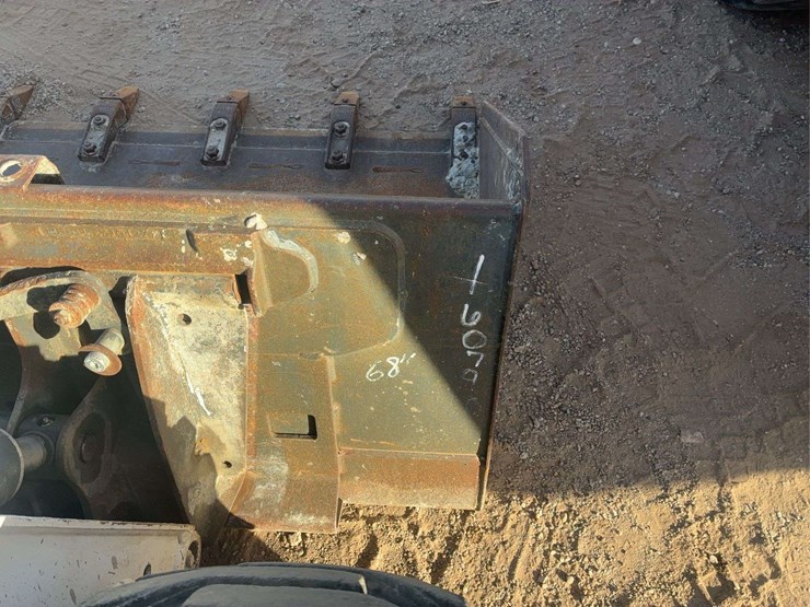 2019-bobcat-s570-image-7