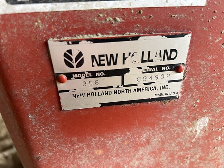 new-holland-358-image-6
