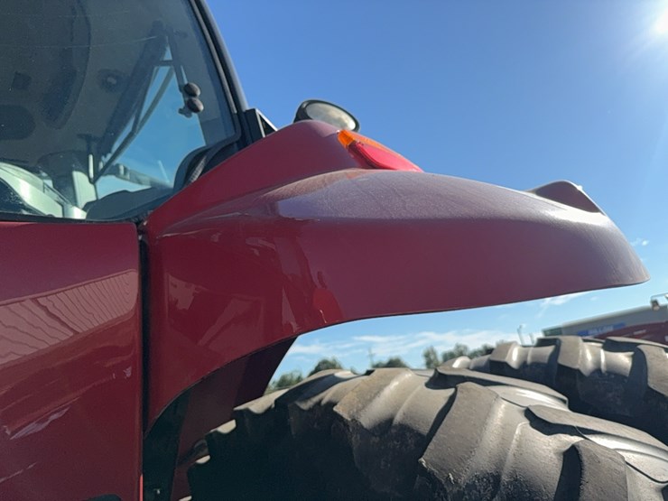 2017-case-ih-magnum-250-image-26