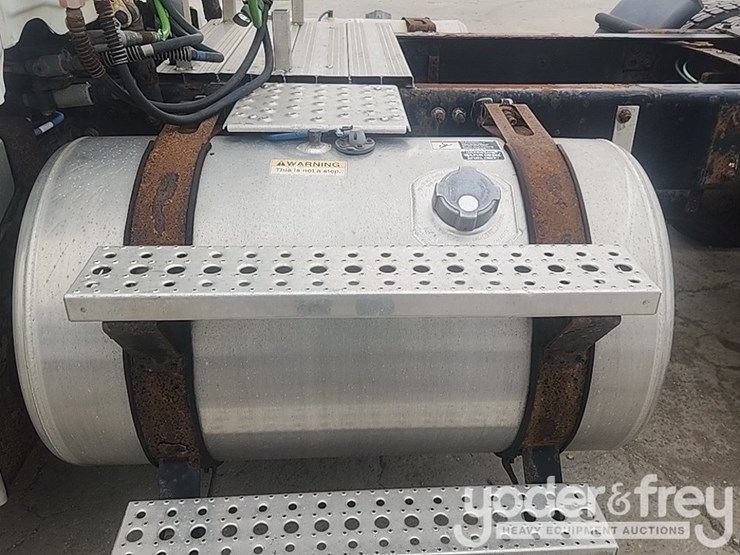 2019-freightliner-cascadia-image-13