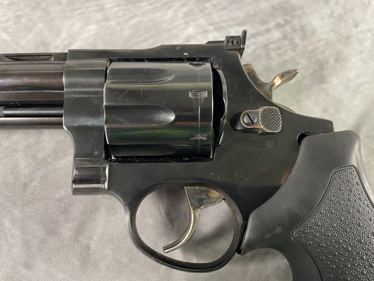 #6204-•-taurus-brazil-.357-magnum-revolver-pistol,-sn:-pf409725,-(downing,-wi)-image-4