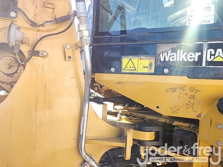 2009-caterpillar-930h-image-18