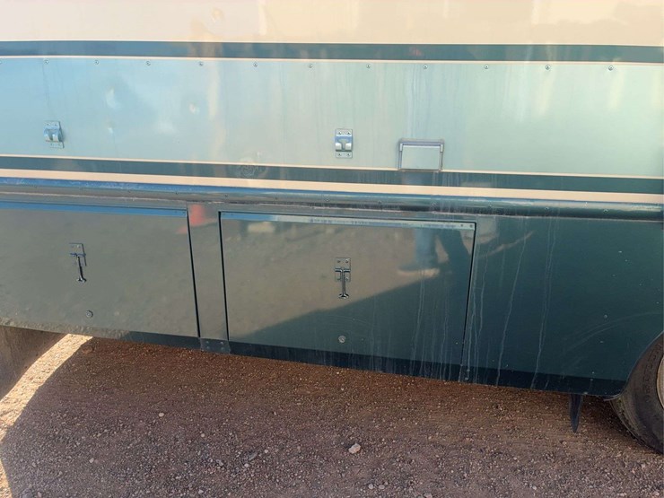 1997-chevrolet-p30-image-22