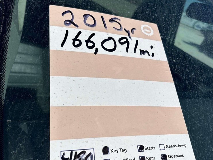 2015-dodge-ram-1500-image-28