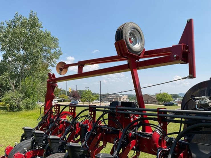 2022-case-ih-2150-image-34