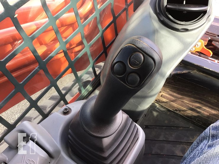 2016-kubota-svl75-2-image-15