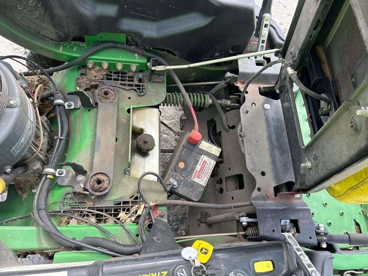 2015-john-deere-z930m-image-13